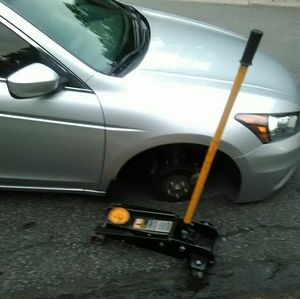 Meet your Posher, Max